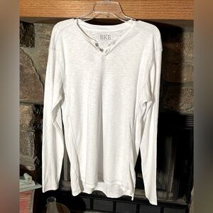 BKE Men’s Henley long sleeve with tan stitching Size M NWOT
